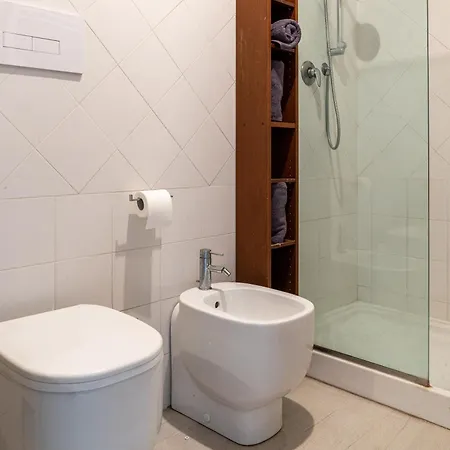 Historic Apt In The Center Of With Balcony Apartment Lucca